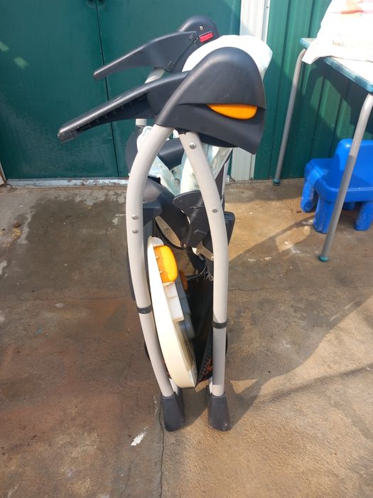 Cadeira de comer  de bebe chicco