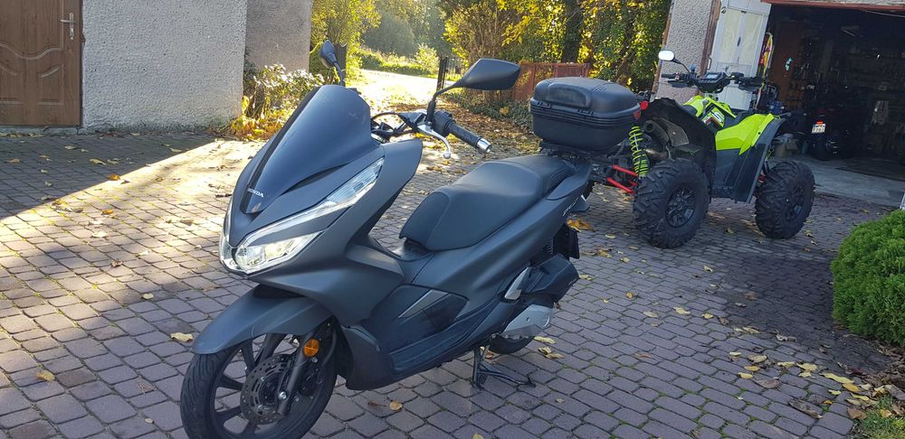 Honda PCX 125 WW125 rok 2018 zarejestrowana przeb. 9800