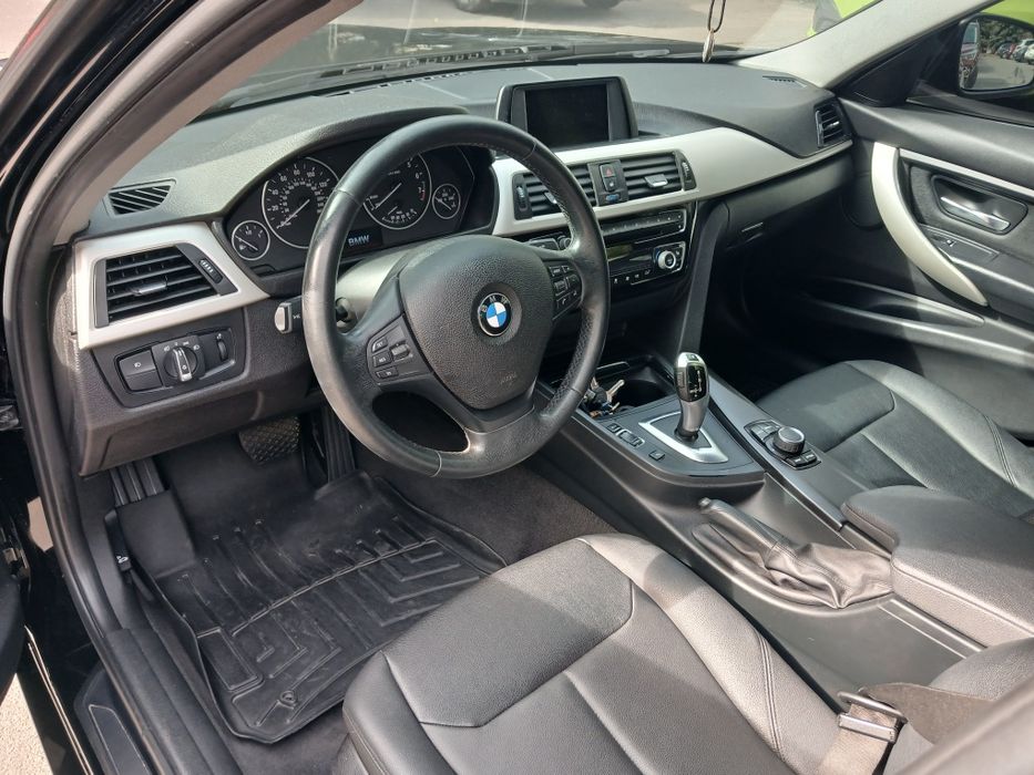ПРОДАМ BMW F 30 2017 року