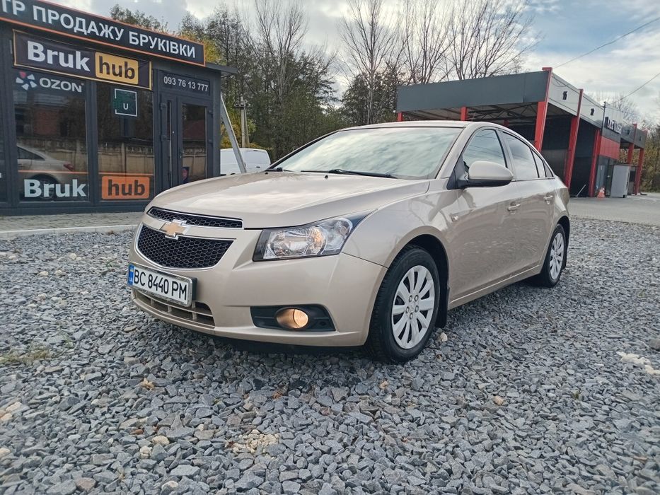 Продам CHEVROLET CRUZE На автоматі