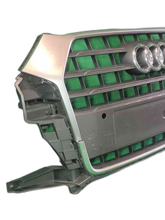 Grelha do Pára-Choques Central AUDI Q3 8U0853653M (OEM) | 8U0853653N (OEM) | 8U0853653P (OEM)