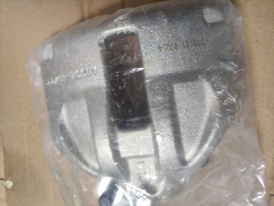 ПродамСуппорт тормозной передний левый