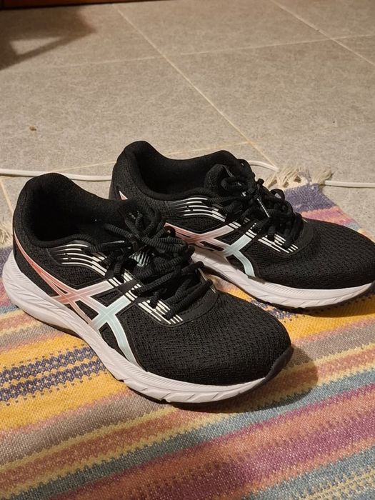 Tênis esportivos femininos Asics Raiden 4 tamanho 39