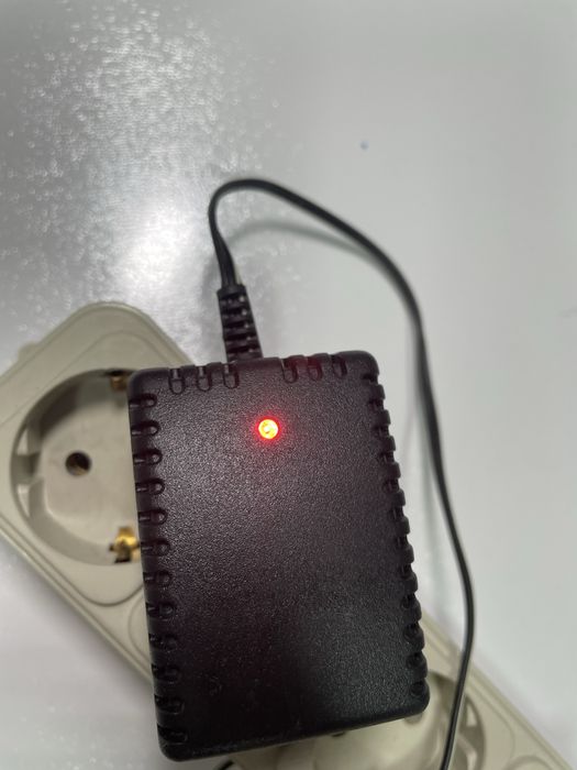 Зарядний пристрій,  адаптер для  іграшка для дистанційного керування