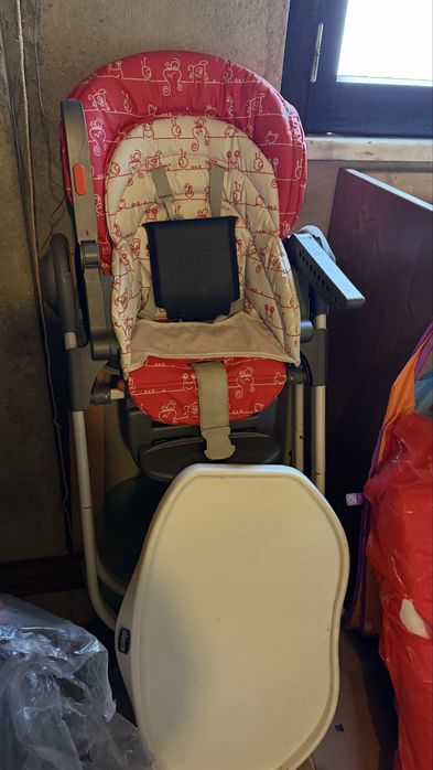 Cadeira de comer chico