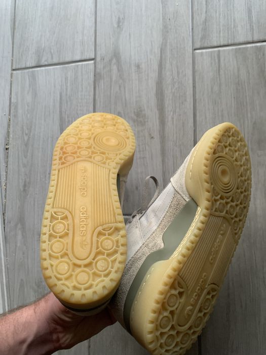 Adidas forum 42 кросівки