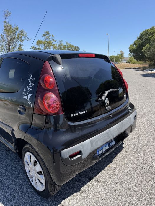 Peugeot 107 1.0 Gasolina – 2014 – Económico