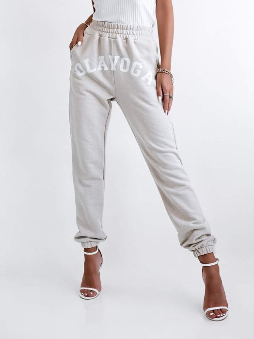 Spodnie dresowe S OLAVOGA FRONT PRINT piaskowe