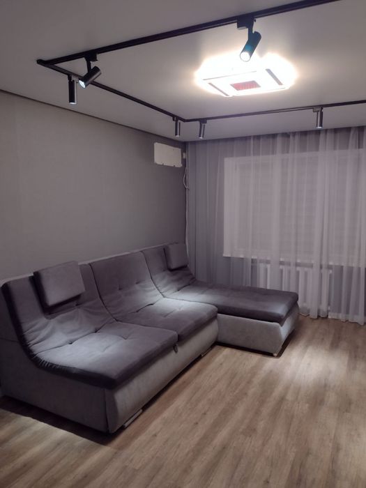 Сдам трехкімнатну квартиру з ремонтом