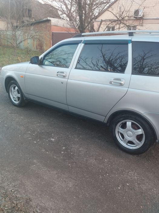 Продам Приору универсал в идеале