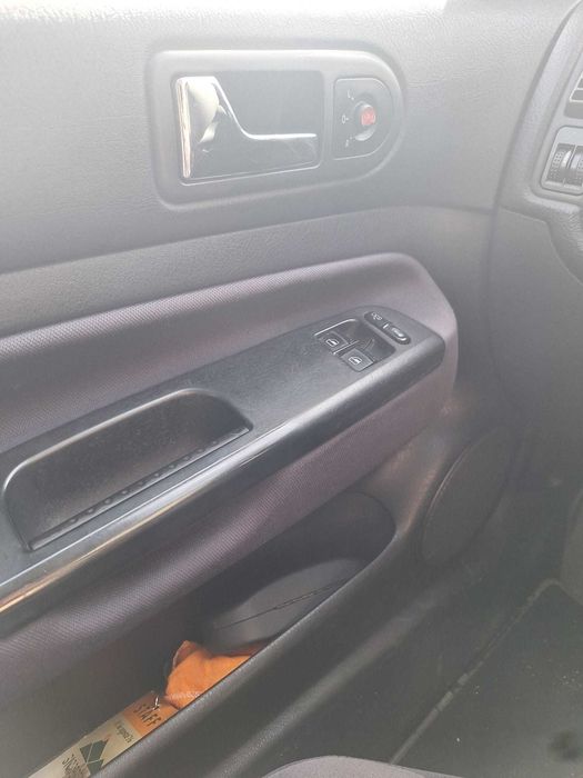 Golf 4 1.4 16V - 1999 - Gasolina