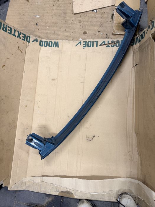 Belka wzmocnienie zderzaka przód suzuki ignis II