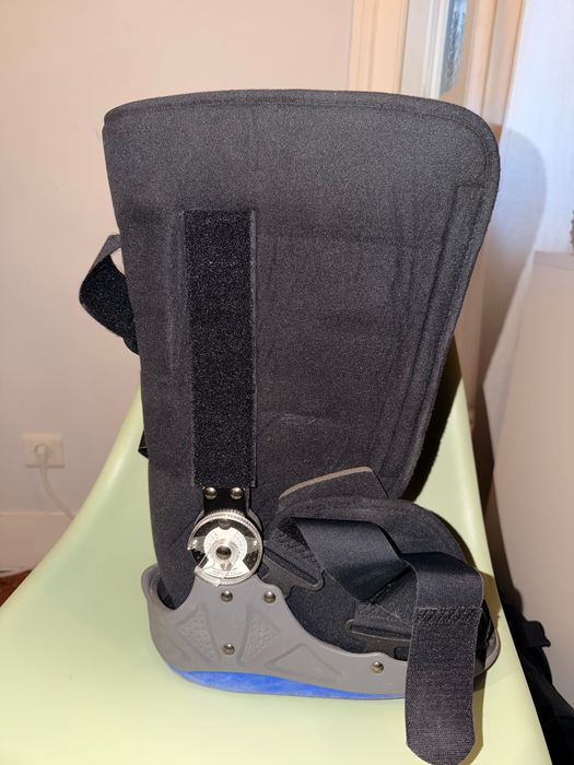 EMO Walker Boot Size L (EU 42–45)