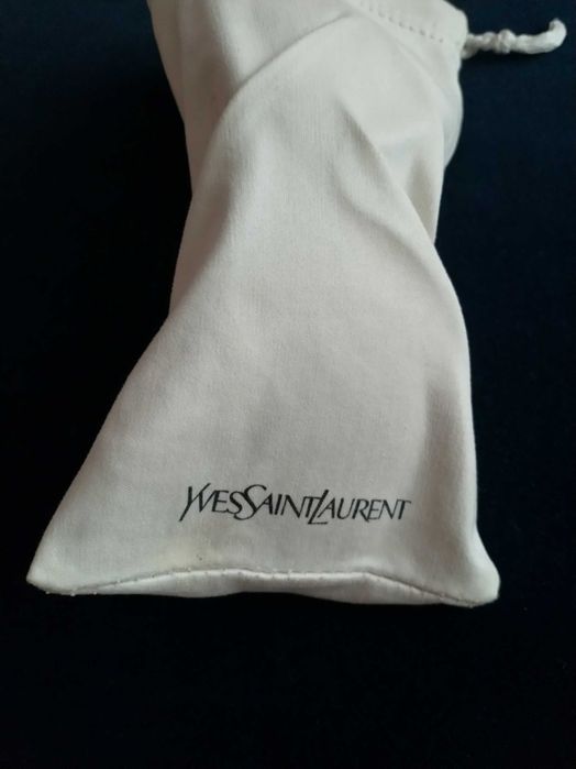 Oryginalne okulary damskie Yves Saint Laurent.