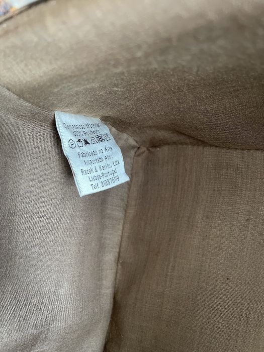 Caixa de arrumação com tampo em pele