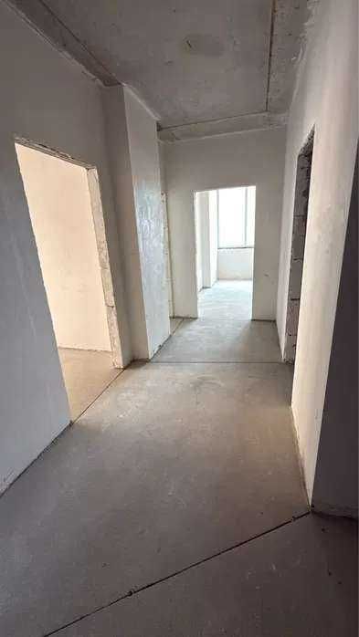 Продам 2 комнатную квартиру 65кв.м. в новом доме с начатым ремонтом на Поселке Котовского