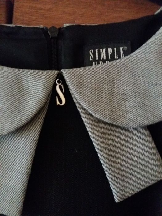 Sukienka marki Simple rozmiar 34