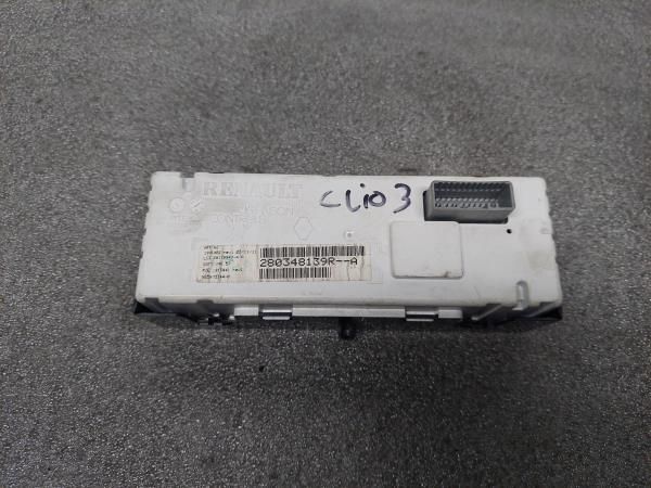 Display / ecrã de informações RENAULT Clio III (BR0/1, CR0/1)