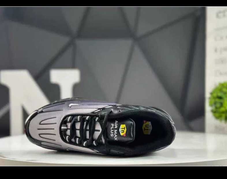 Buty Nike TN Plus3 R.43