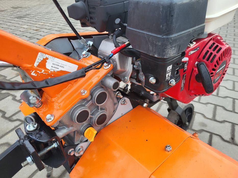 Glebogryzarka BENASSI BL6000H silnik Honda