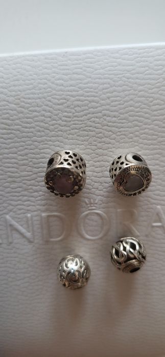 Charms  ,Pandora