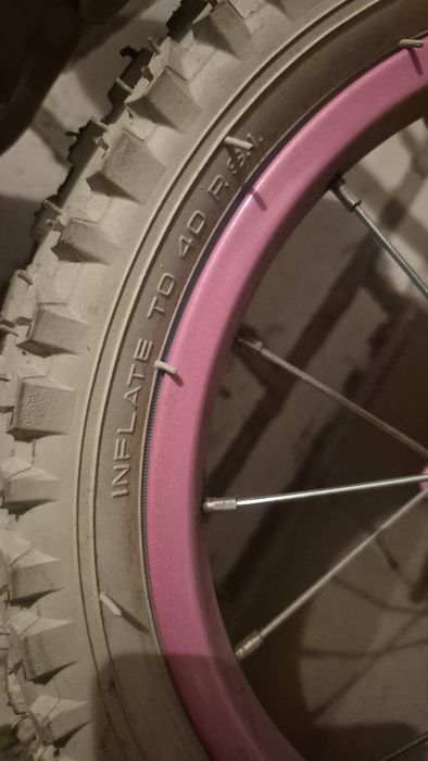 Rowerek dziewczęcy 14''