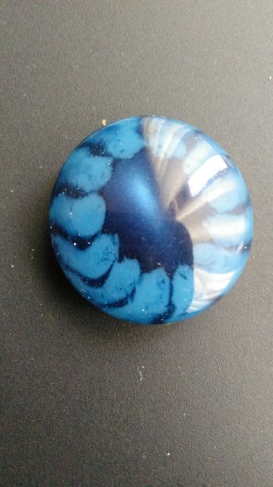 Botões novos grandes 0, 35 cada. Em quantidades