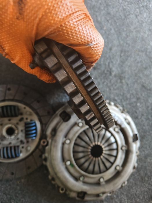 Sprzęgło tarcza docisk koło pasowe Peugeot 407 r 2005 1,8 benzyna