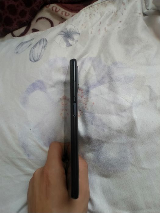 Телефон redmi 9т пам'ять 4/ 128 ГБ