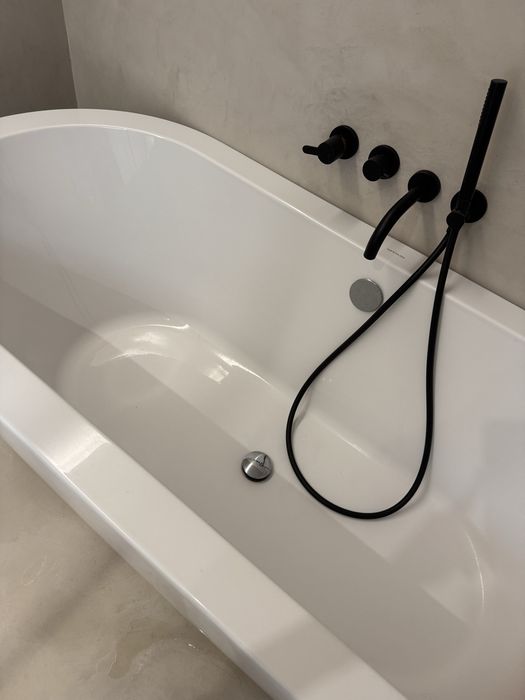 Banheira Freestanding Sanindusa Urb.Y Plus 180x80 – Excelente estado