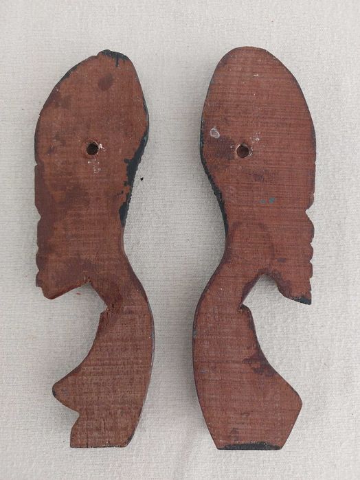Bonecos africanos em mogno artesanais