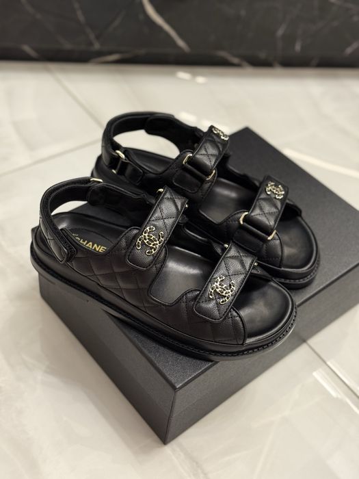 Sandały Chanel Black Caviar Leather