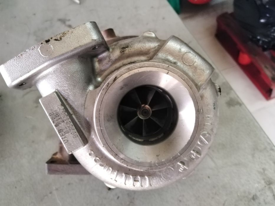 Turbo Isuzu 3.0L
