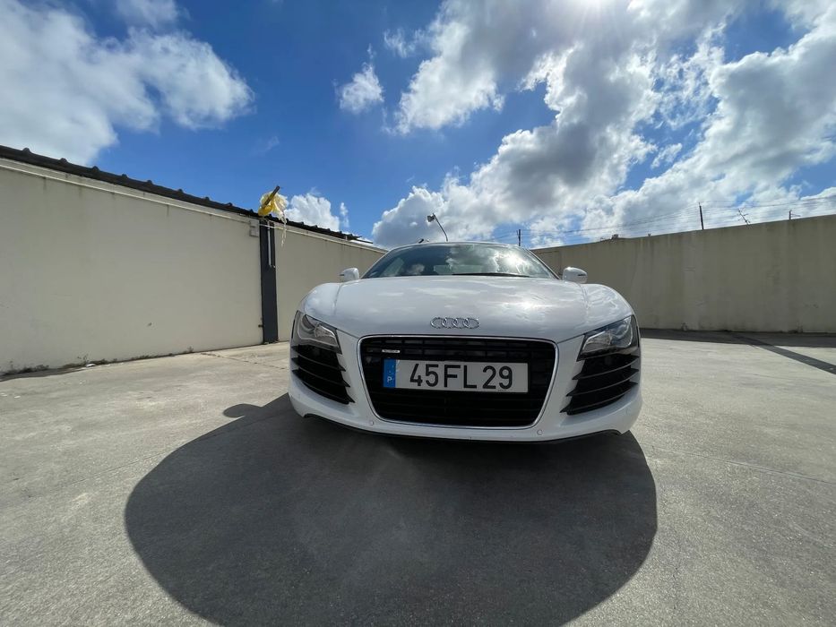 Audi R8 Coupé 4.2 FSI V8 quattro R-tronic