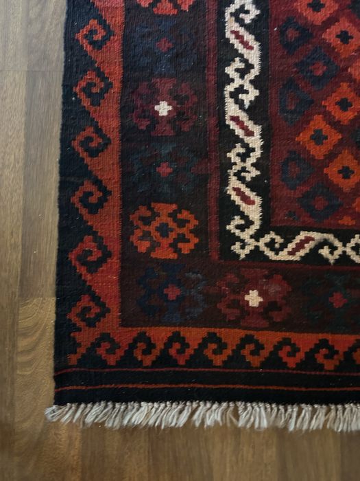 Tapete kilim muito bonito