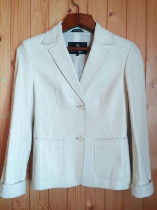 Продам женский пиджак из натуральной кожи