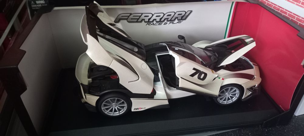 Miniaturas colecção 1/18