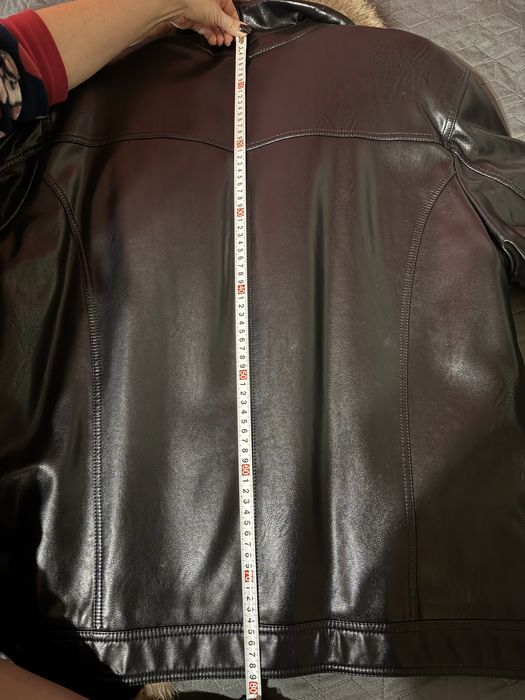 Продам новую куртку