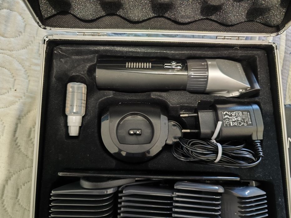 Maquina de corte cabelo e barba