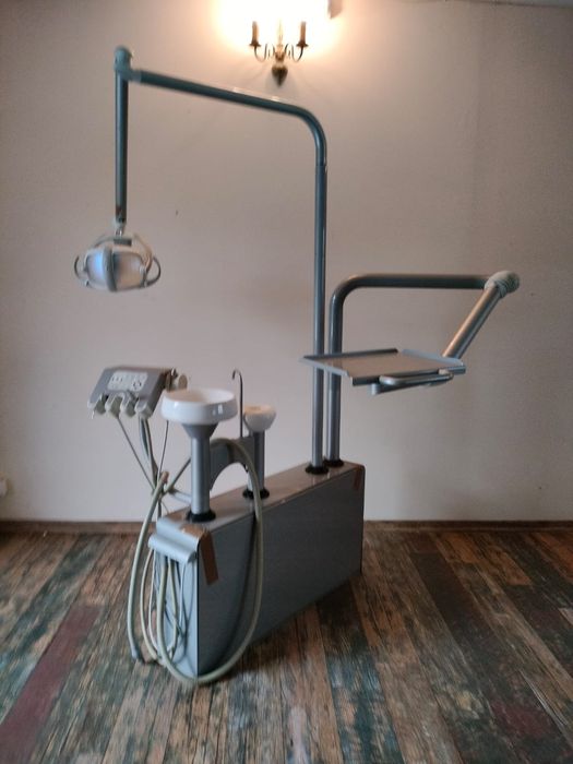 Unit stomatologiczny