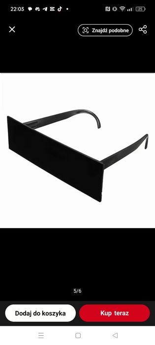 Czarne kwadratowe okulary