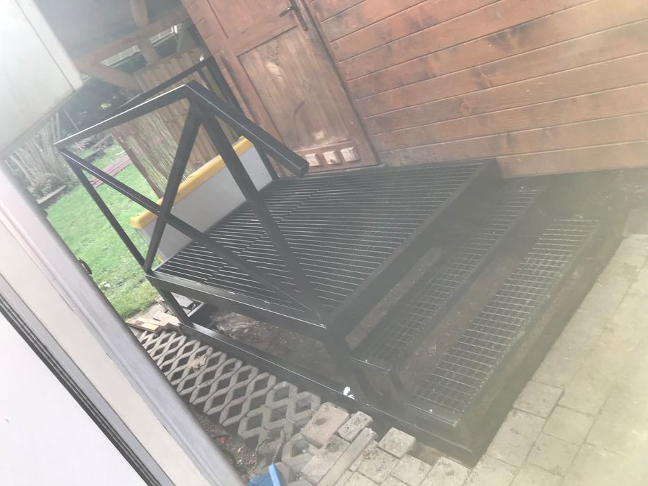 Schody metalowe zewnętrzne przemysłowe