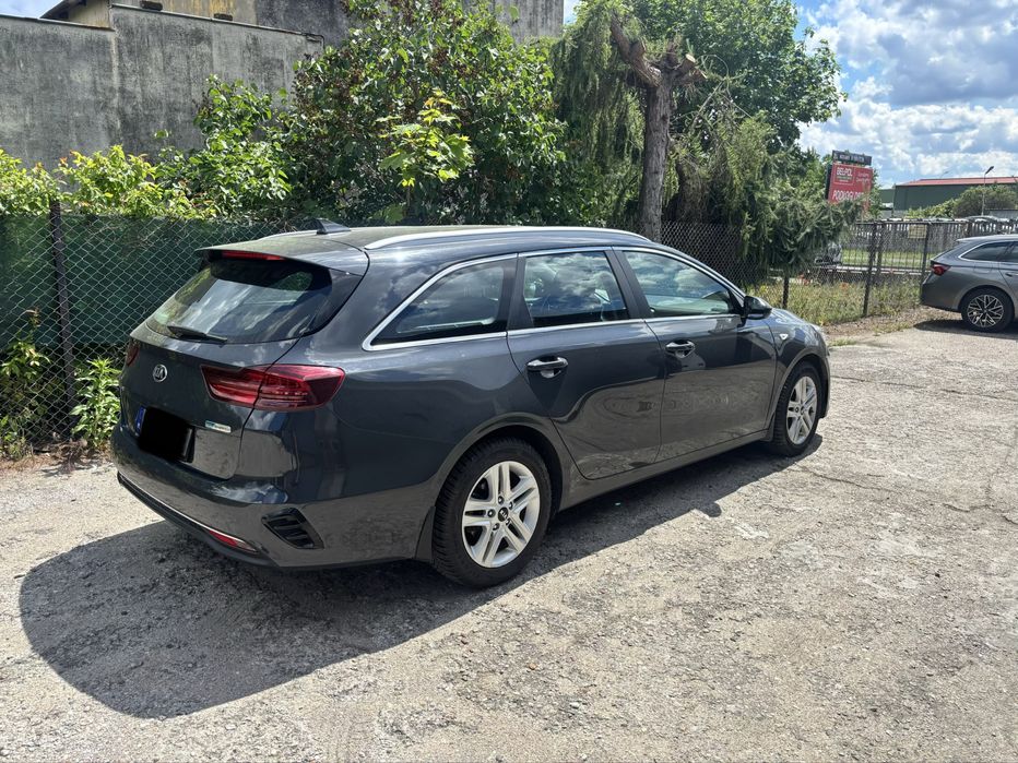 Kia Ceed Kombi 2021 r. | 1.6 CRDi 136 KM | Kamera cofania | Android Auto | Apple CarPlay POLSKI SALON