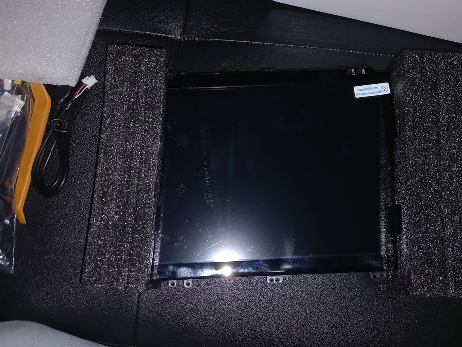 Ecrã com car play adaptável