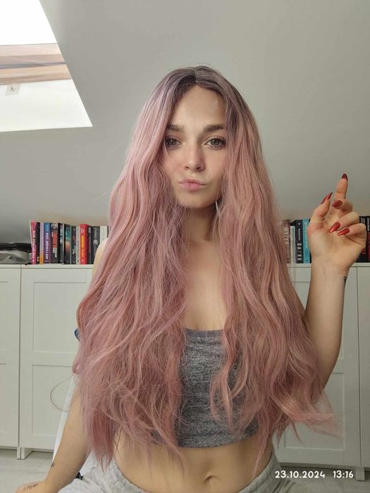 Długa peruka pudrowy brudny róż ombre lace front powder pink hair wig