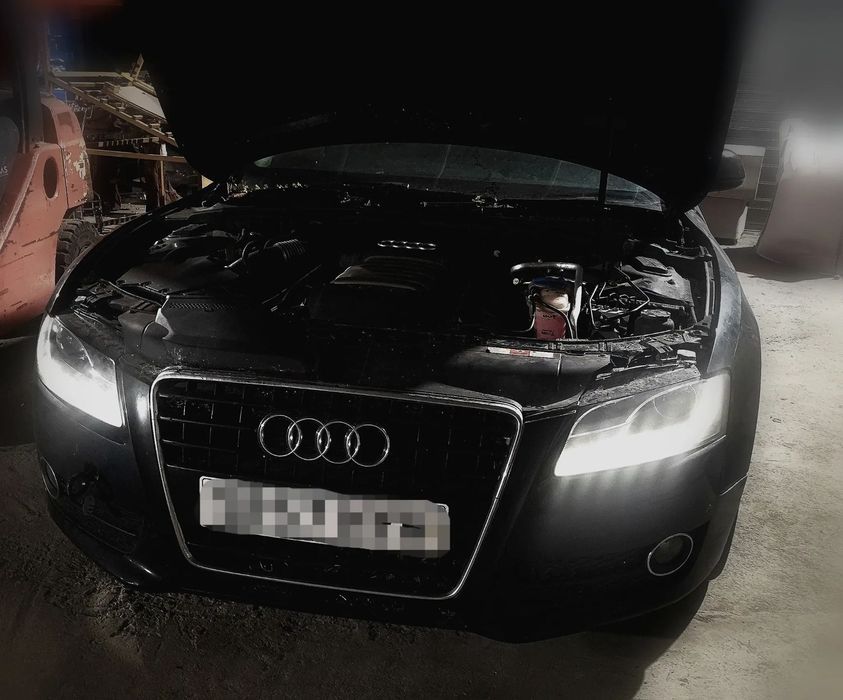 Farol xenon frente esquerda original audi a5 b8 8T 2008- EPC