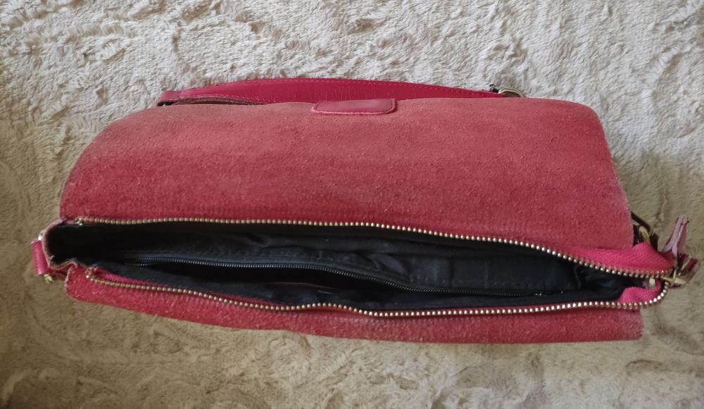 Сумка з натуральної шкіри червоного кольору