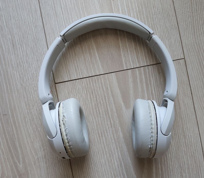 Słuchawki nauszne marki Sony WH-CH520