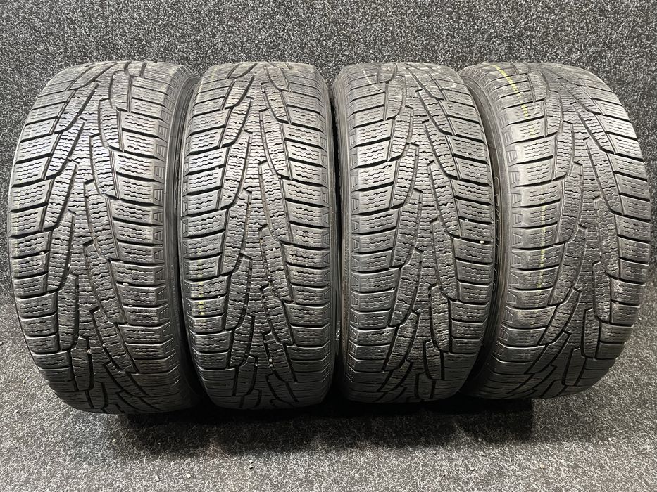 Kumho 225/55R17 I Zen KW31