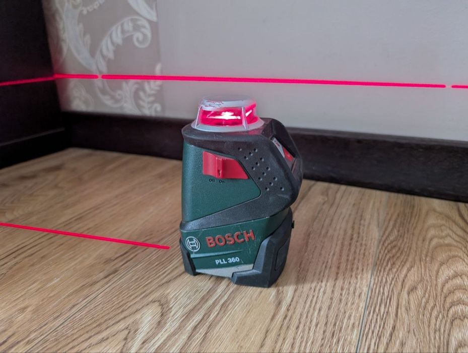 Лазерний рівень нівелір Bosch PLL 360 (360 градусів)